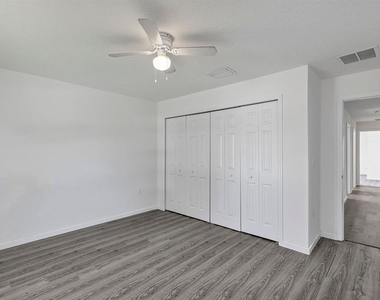 1252 Giralda Circle Nw - Photo Thumbnail 8