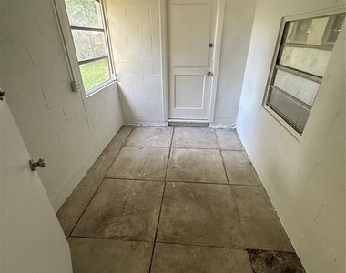 3520 Curtis Drive - Photo Thumbnail 24