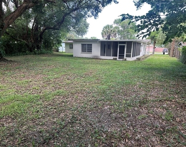 3520 Curtis Drive - Photo Thumbnail 28