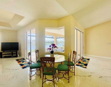 2953 Seasons Boulevard - Photo Thumbnail 25