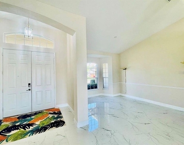 2953 Seasons Boulevard - Photo Thumbnail 3