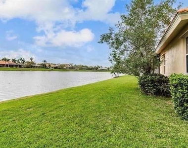 2953 Seasons Boulevard - Photo Thumbnail 32