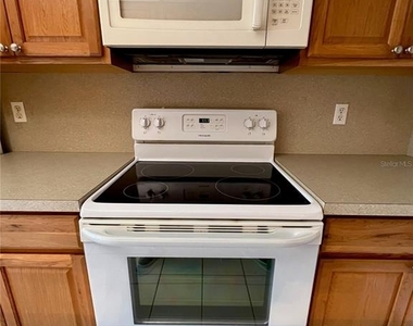 2946 Tangerine Court - Photo Thumbnail 8