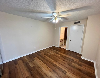 2946 Tangerine Court - Photo Thumbnail 12