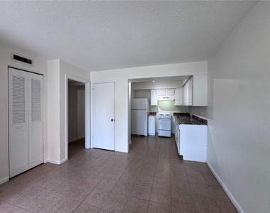 1111 Washington Avenue - Photo Thumbnail 3