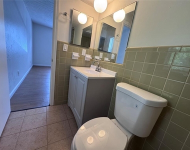 1111 Washington Avenue - Photo Thumbnail 8