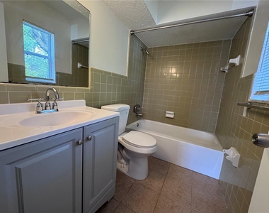 1111 Washington Avenue - Photo Thumbnail 7