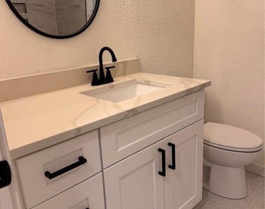 1201 Sherman Avenue - Photo Thumbnail 16