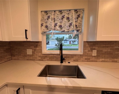1201 Sherman Avenue - Photo Thumbnail 12
