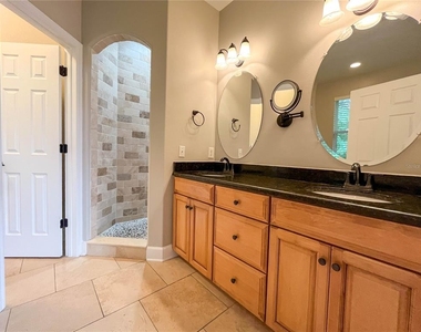 111 E Steele Street - Photo Thumbnail 49