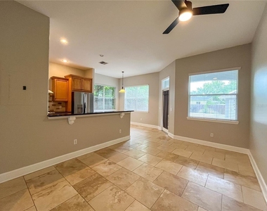 111 E Steele Street - Photo Thumbnail 26