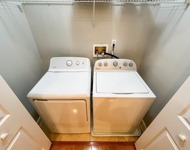 111 E Steele Street - Photo Thumbnail 70