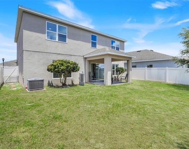 639 Samuel Place - Photo Thumbnail 36