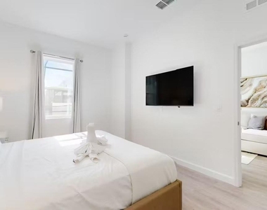 605 Trikomo Drive - Photo Thumbnail 13
