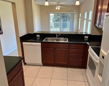 405 Bouchelle Drive - Photo Thumbnail 4