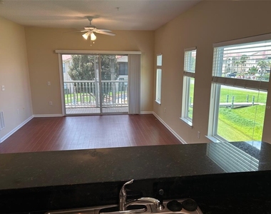405 Bouchelle Drive - Photo Thumbnail 6