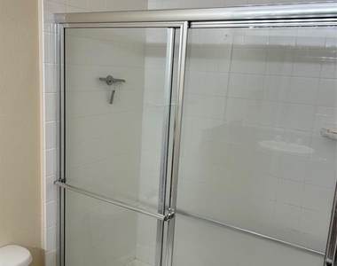 405 Bouchelle Drive - Photo Thumbnail 11