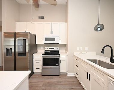 2118 Sandy Hook - Photo Thumbnail 5