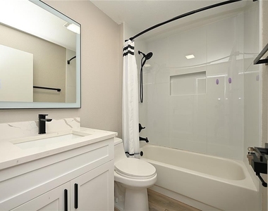 2118 Sandy Hook - Photo Thumbnail 25