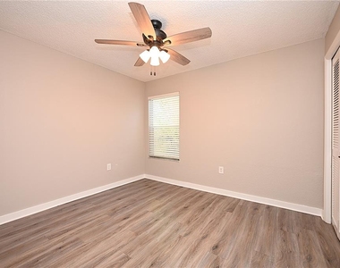 2118 Sandy Hook - Photo Thumbnail 24