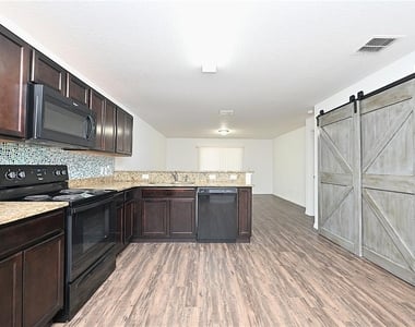 2238 Caspian Drive - Photo Thumbnail 8