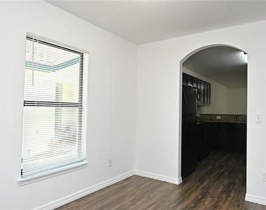 2238 Caspian Drive - Photo Thumbnail 3
