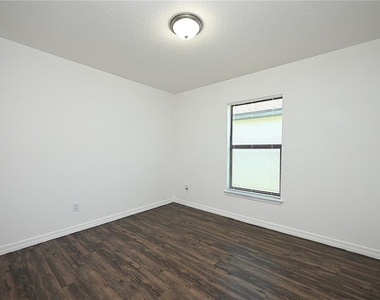 2238 Caspian Drive - Photo Thumbnail 26