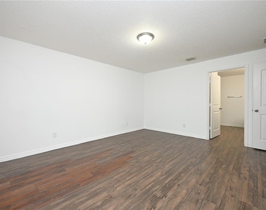 2238 Caspian Drive - Photo Thumbnail 17