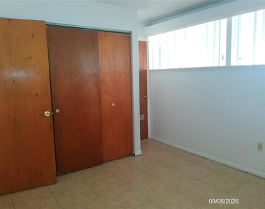 1423 Crystal Lake Drive - Photo Thumbnail 13
