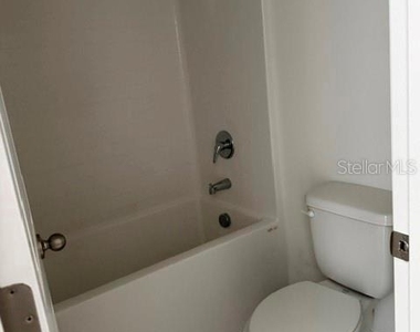 3637 Majestic Drive - Photo Thumbnail 17