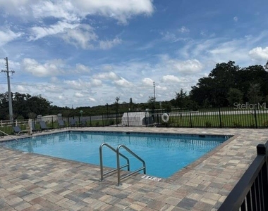 3637 Majestic Drive - Photo Thumbnail 18