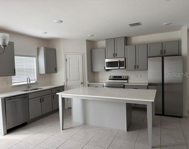 3637 Majestic Drive - Photo Thumbnail 3