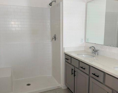 3637 Majestic Drive - Photo Thumbnail 12