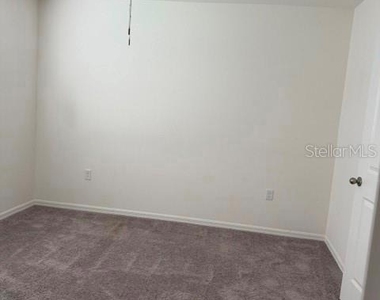 3637 Majestic Drive - Photo Thumbnail 14