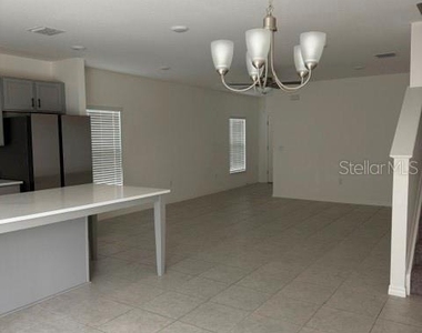 3637 Majestic Drive - Photo Thumbnail 5