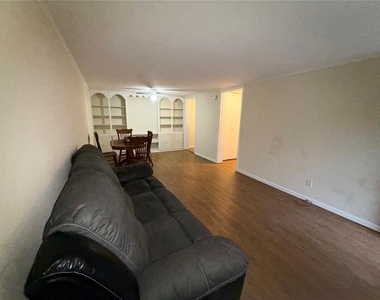 2490 Sw 14th Drive - Photo Thumbnail 6