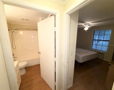 2490 Sw 14th Drive - Photo Thumbnail 13