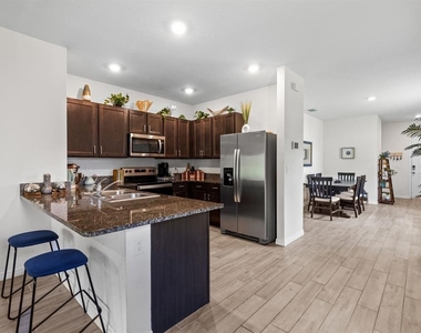 1447 Nw 136th Boulevard - Photo Thumbnail 3