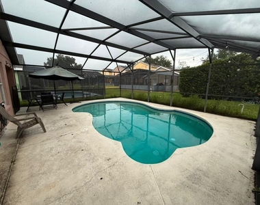1875 Royal Ridge Drive - Photo Thumbnail 30