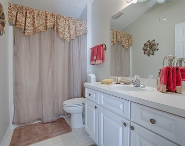 1129 Santa Cruz Drive - Photo Thumbnail 16