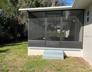 403 Virginia Street - Photo Thumbnail 40
