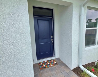 9500 Sunbeam Circle - Photo Thumbnail 1