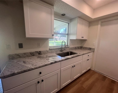 1079 Arden Terrace Nw - Photo Thumbnail 7