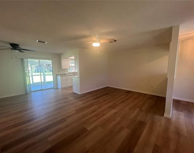 1079 Arden Terrace Nw - Photo Thumbnail 4