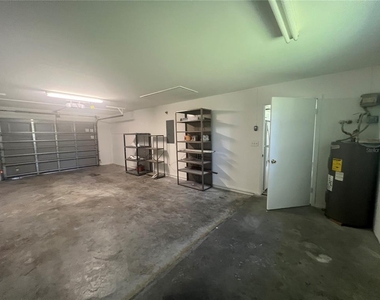 1079 Arden Terrace Nw - Photo Thumbnail 22
