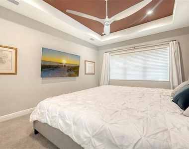 2566 Paradise Plum Drive - Photo Thumbnail 14