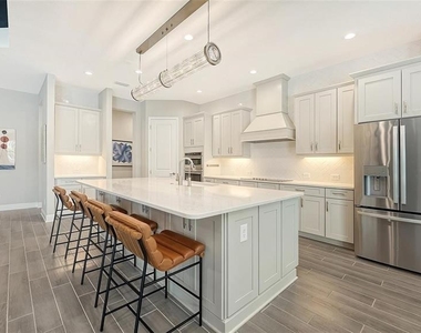 2566 Paradise Plum Drive - Photo Thumbnail 9