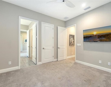 2566 Paradise Plum Drive - Photo Thumbnail 21