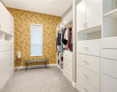 2566 Paradise Plum Drive - Photo Thumbnail 17
