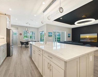 2566 Paradise Plum Drive - Photo Thumbnail 8